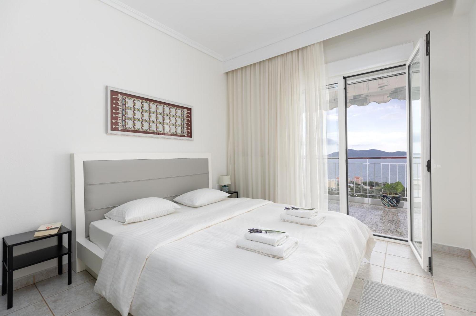 Mimoza'S Sea View Apartment Palaiontsiflikion Bagian luar foto